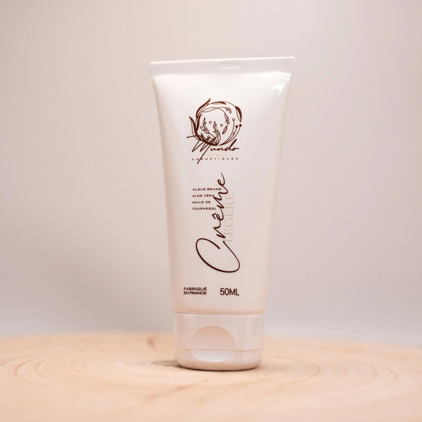 Image de la crème légère hydratante Mundo