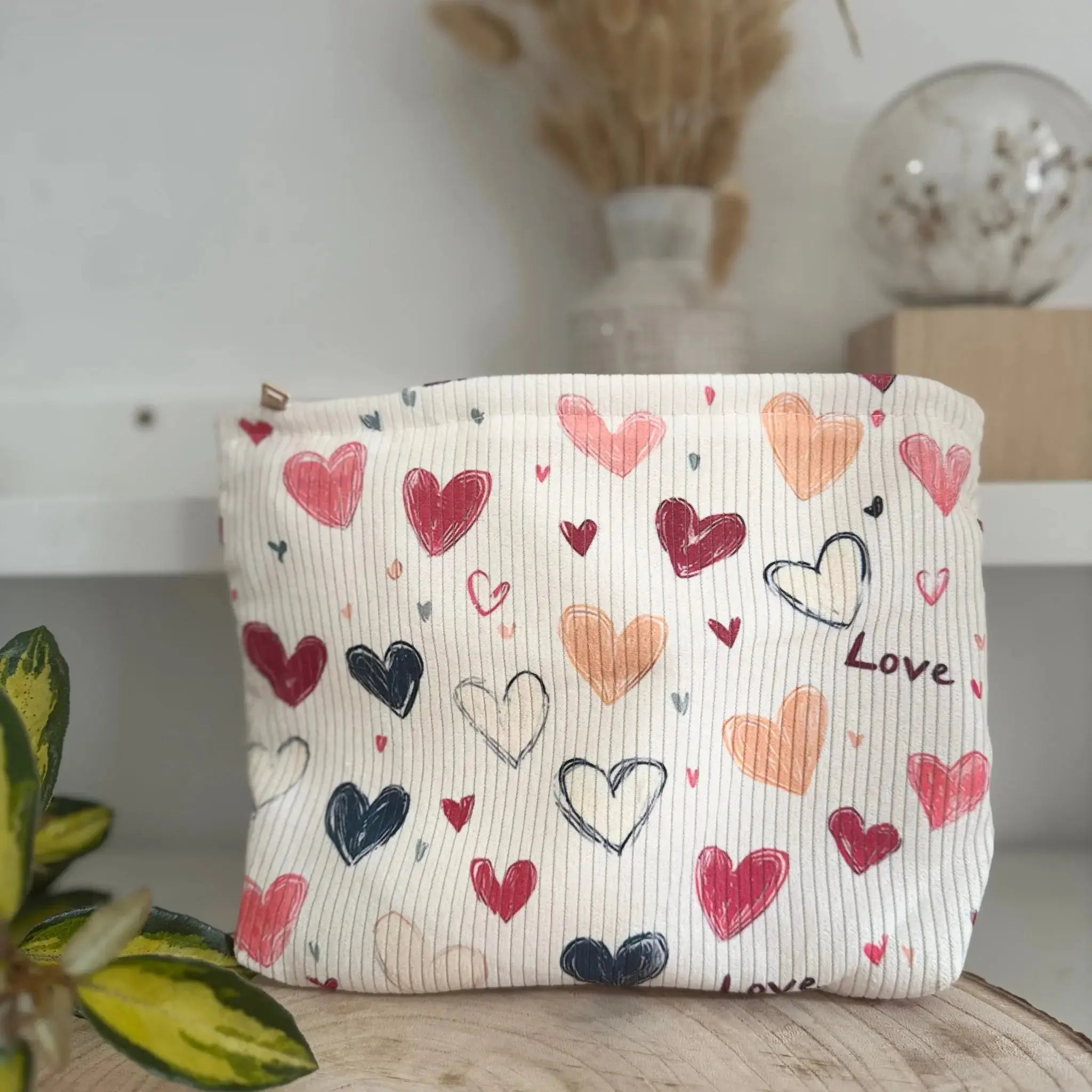 Idée-cadeau-fête-des-mères-2025-Coffret-produits-cosmétiques Mundo