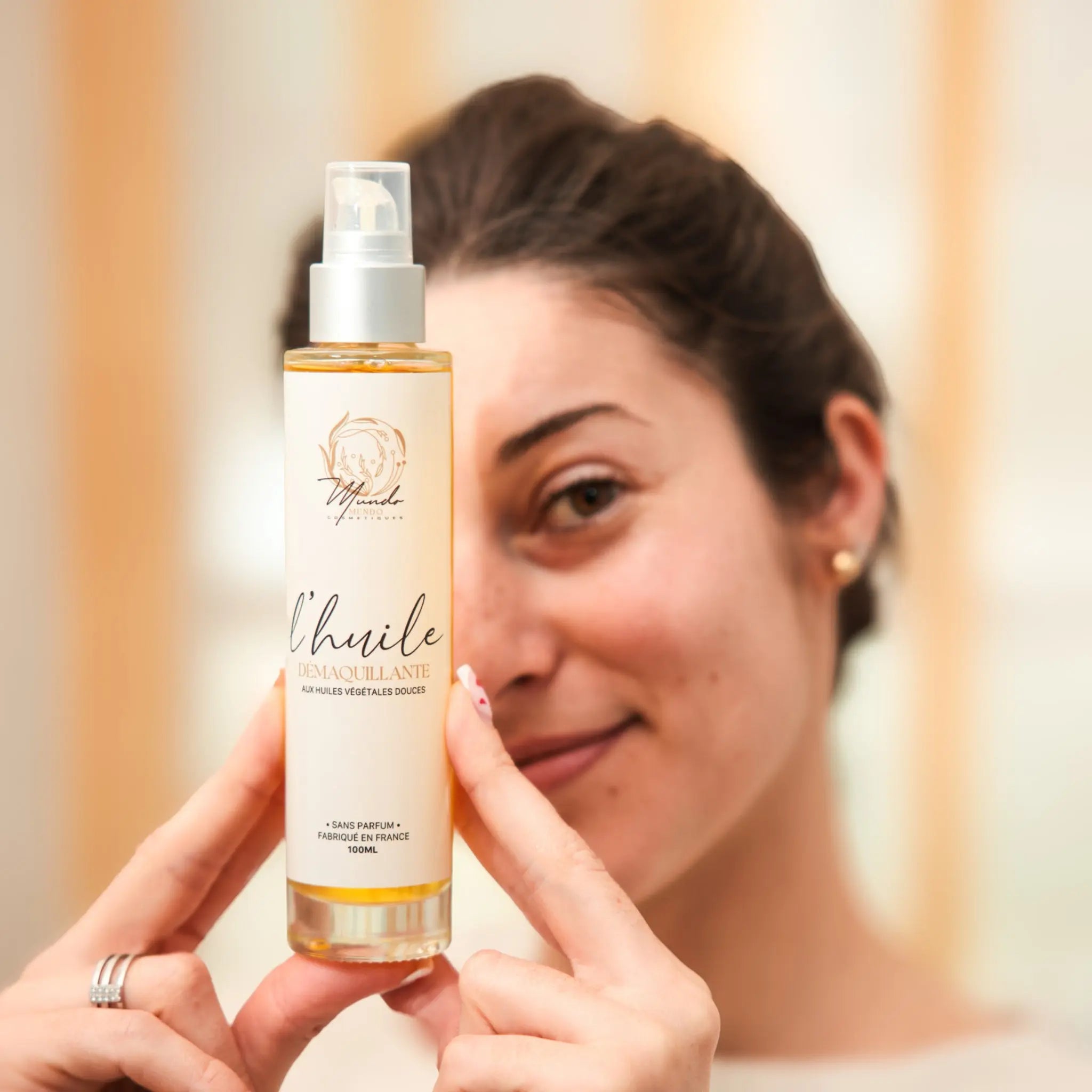 Image de l'huile démaquillante Mundo Image